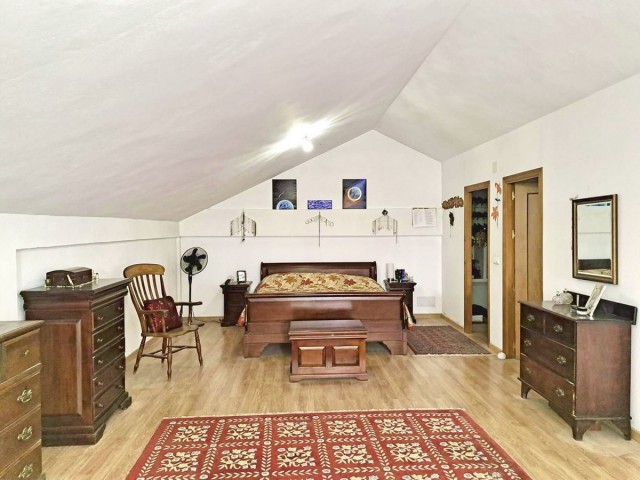 Villa avec 4 Chambres  à Alhaurín el Grande