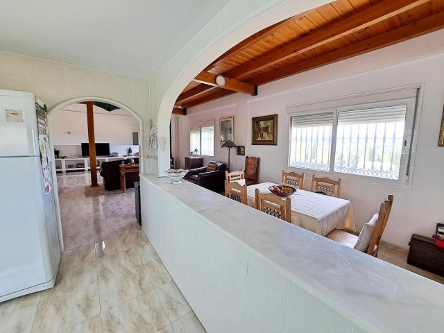 Villa avec 4 Chambres  à Alhaurín el Grande